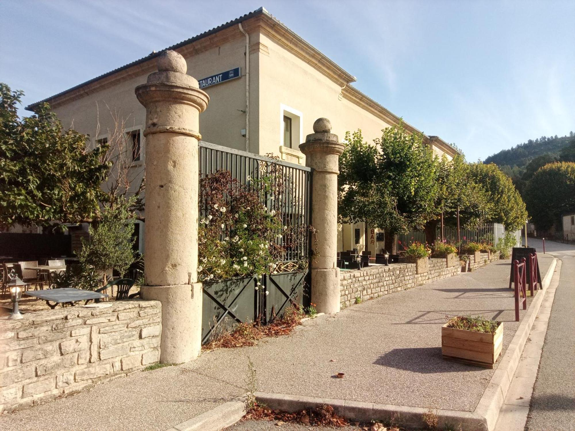 Hotel Route 999 Alzon Exterior foto